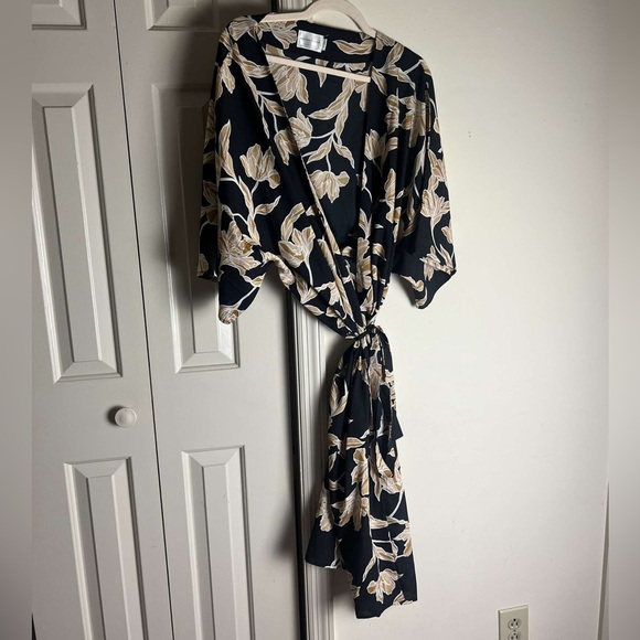 Madison Du Soir Long Black Kimono Size L XL - Picture 3 of 6